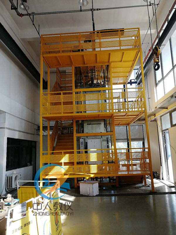 了解PLC实验台在印刷与包装领域中的应用案例。(图2)