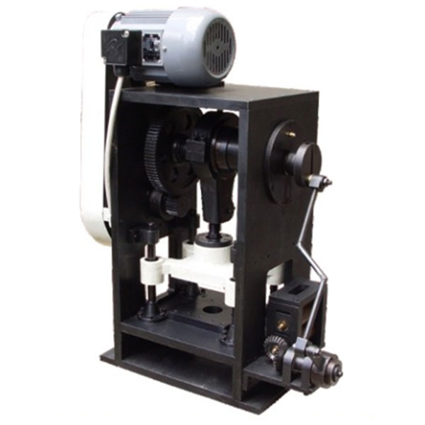 探秘电工实训台背后的科技黑科技！(图2)